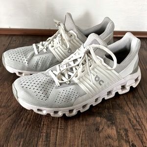 ON Helion cloudtec sneakers, size 9, white